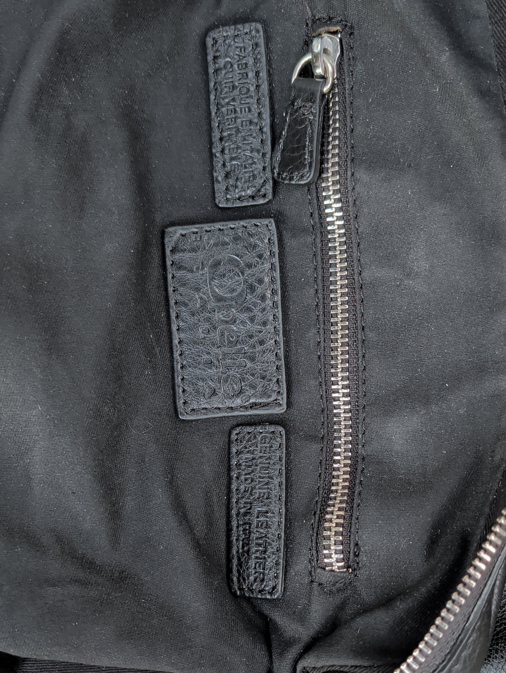 IOpelle Italia Black Leather Single Skull Embossed Crossbody Bag EUC - Picture 8 of 8